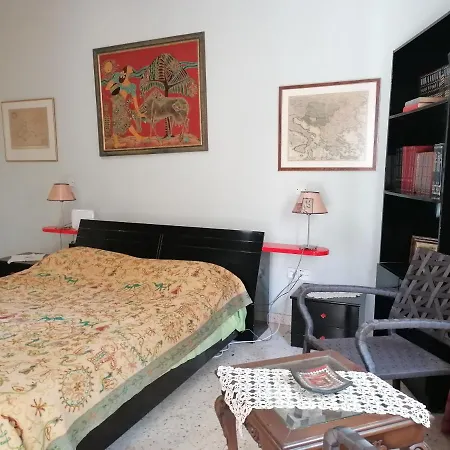 Nirvana Arthouse 2km From Lca Center Appartamento *